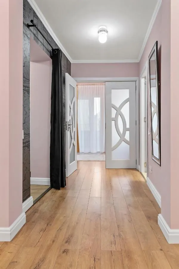 Coquet By Art City Bucharest Apartment