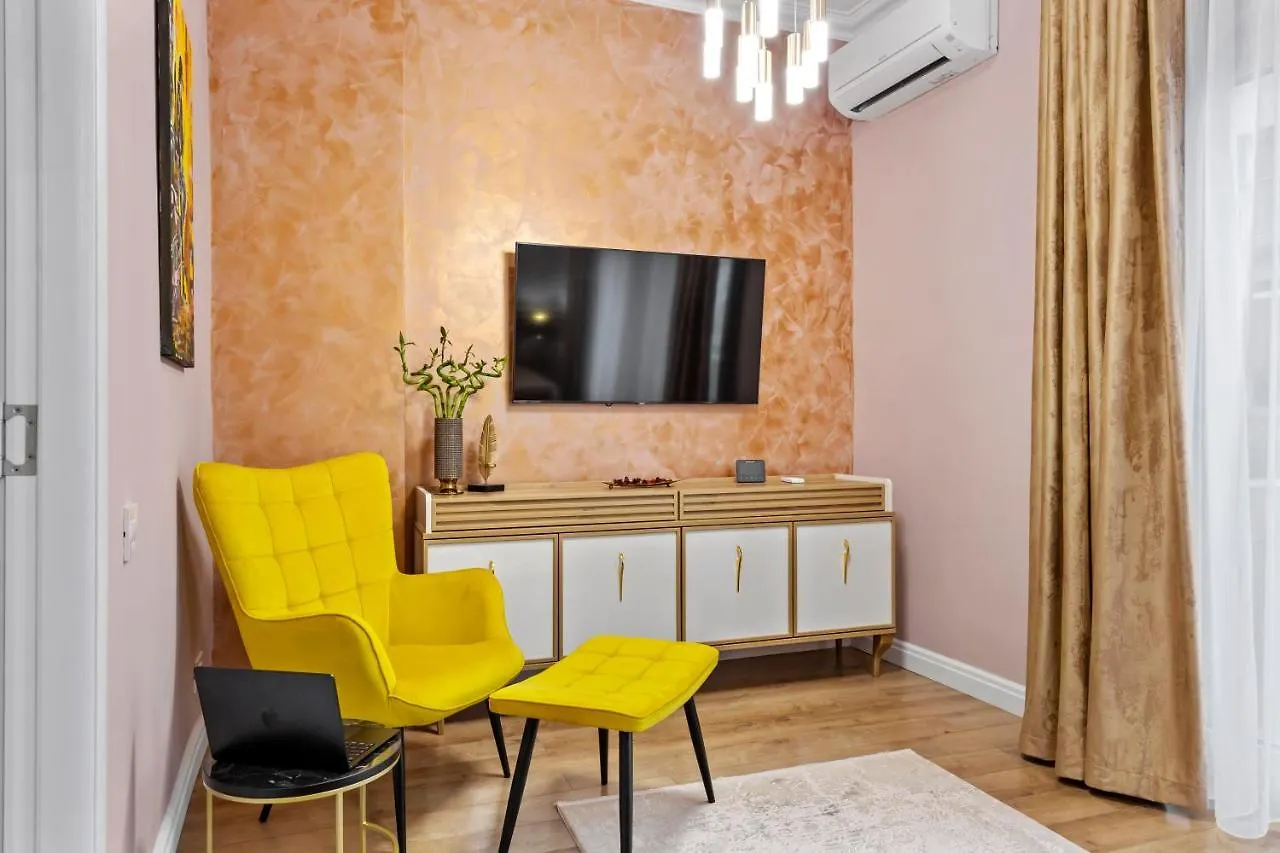 Apartment Coquet By Art City Bucharest Romania